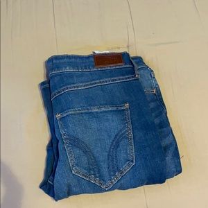 Holister High Rise Supper Skinny Jeans